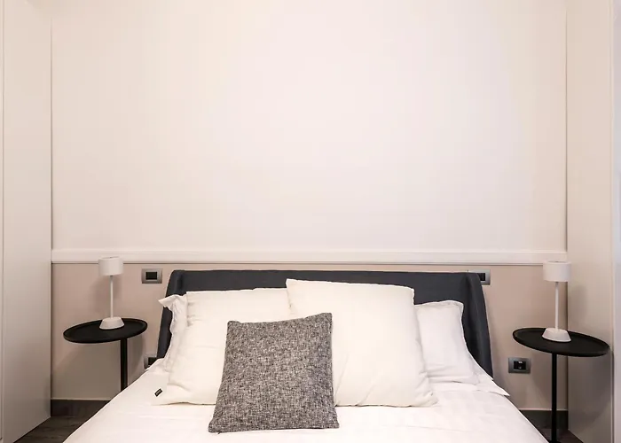 The Rent - In Testaccio District * Rzym