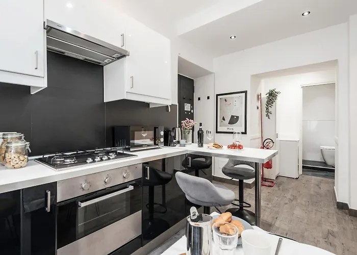 The Rent - In Testaccio District * Rzym