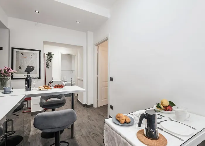 The Rent - In Testaccio District Apartament Rzym